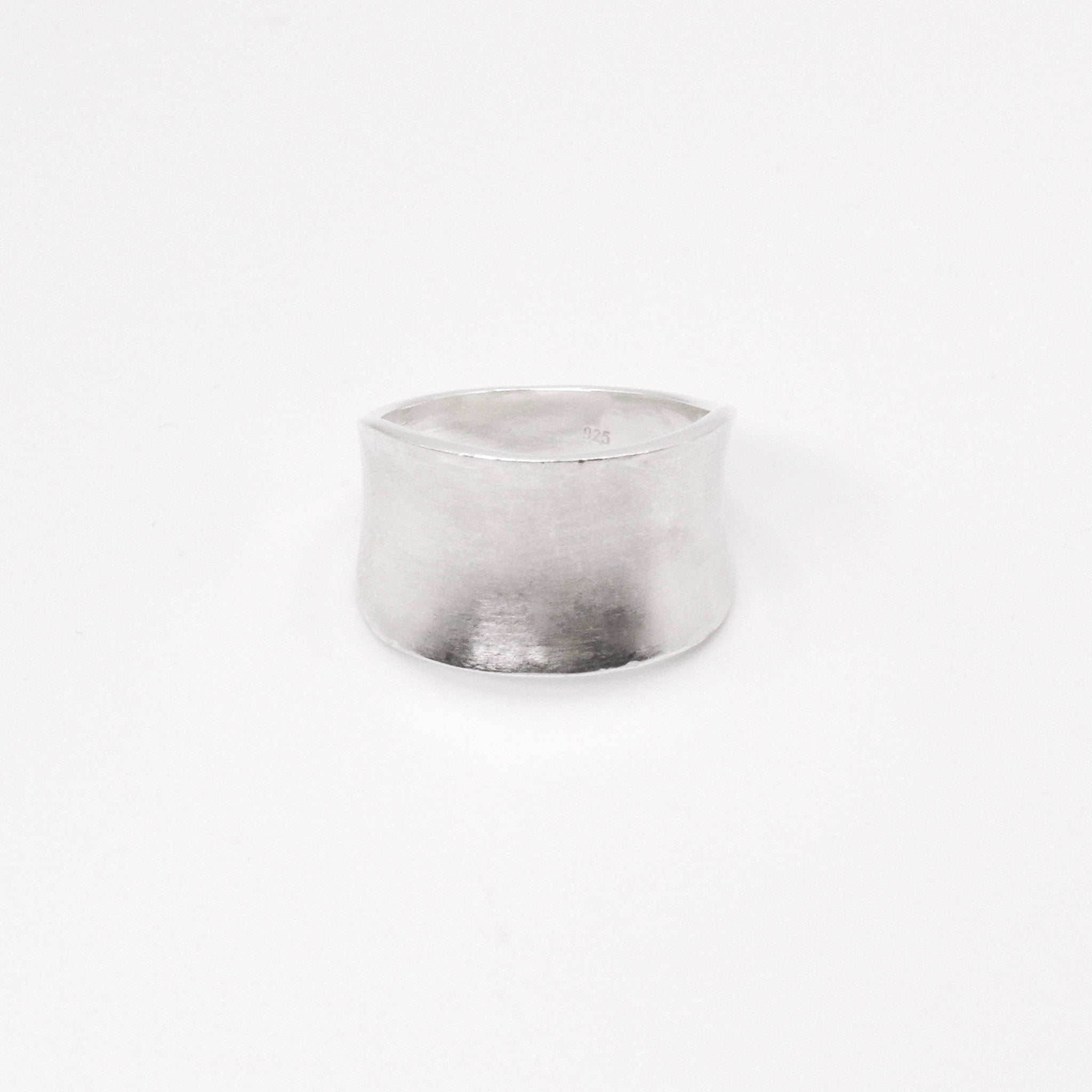 Concave Ring