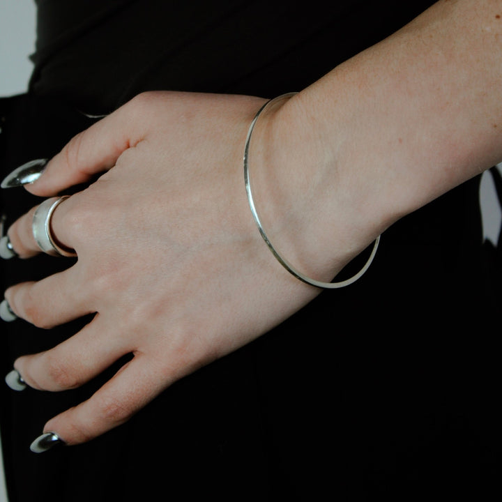 Edge Bangle - ANTARES - Bangle