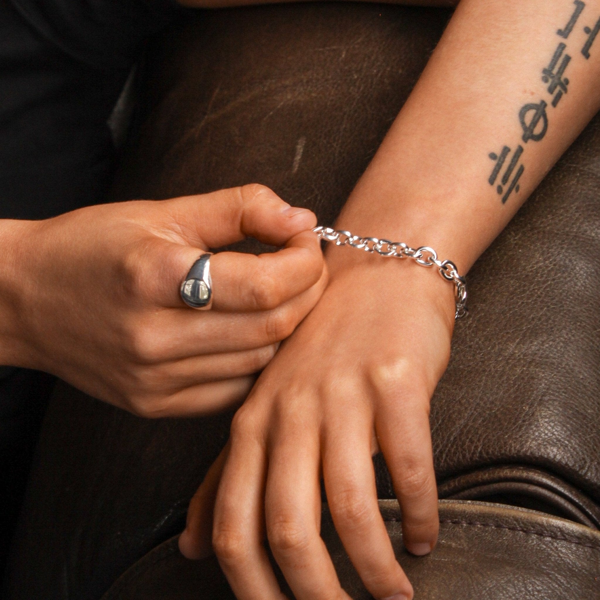 Round Signet - ANTARES - Ring