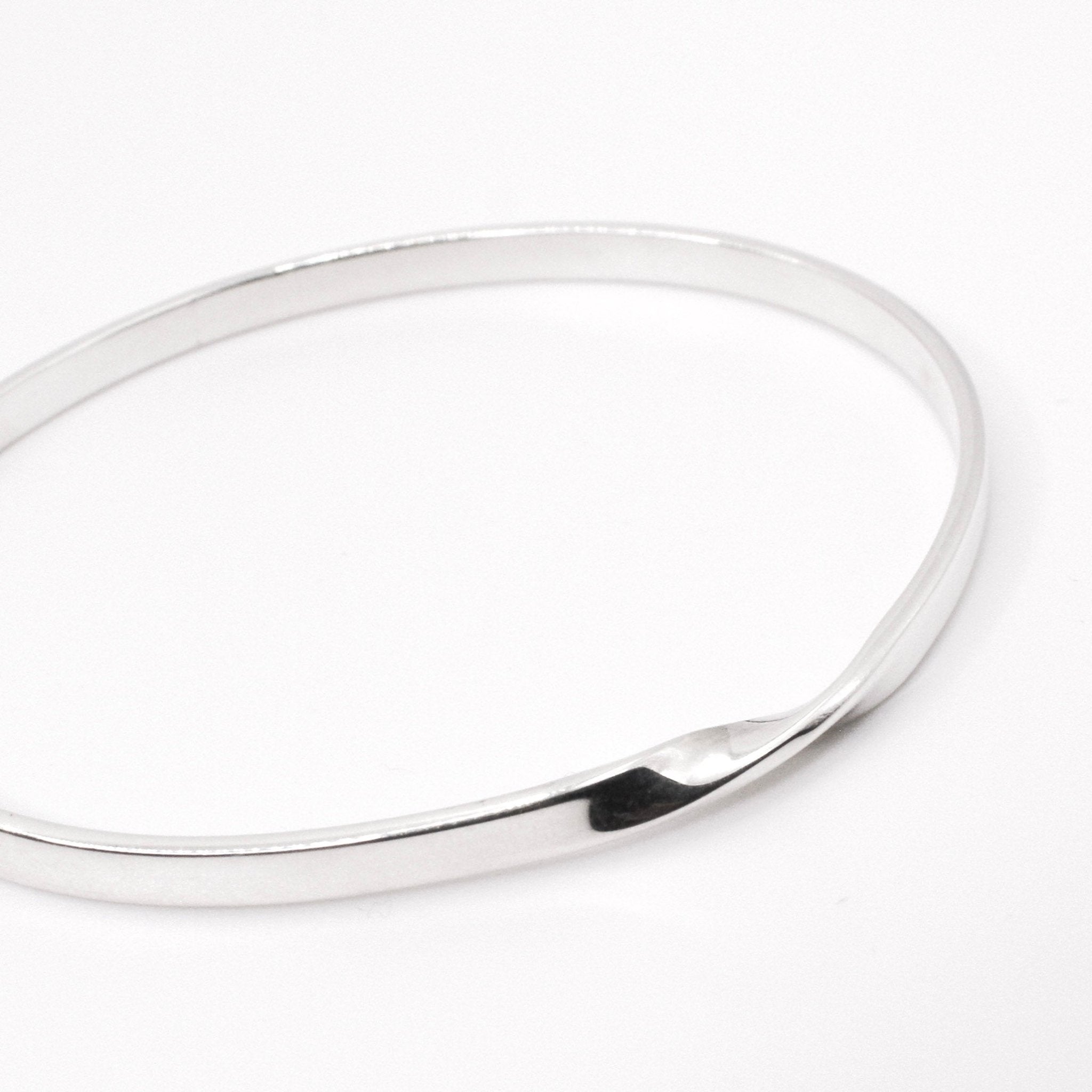 Twist Bangle - ANTARES - Bangle