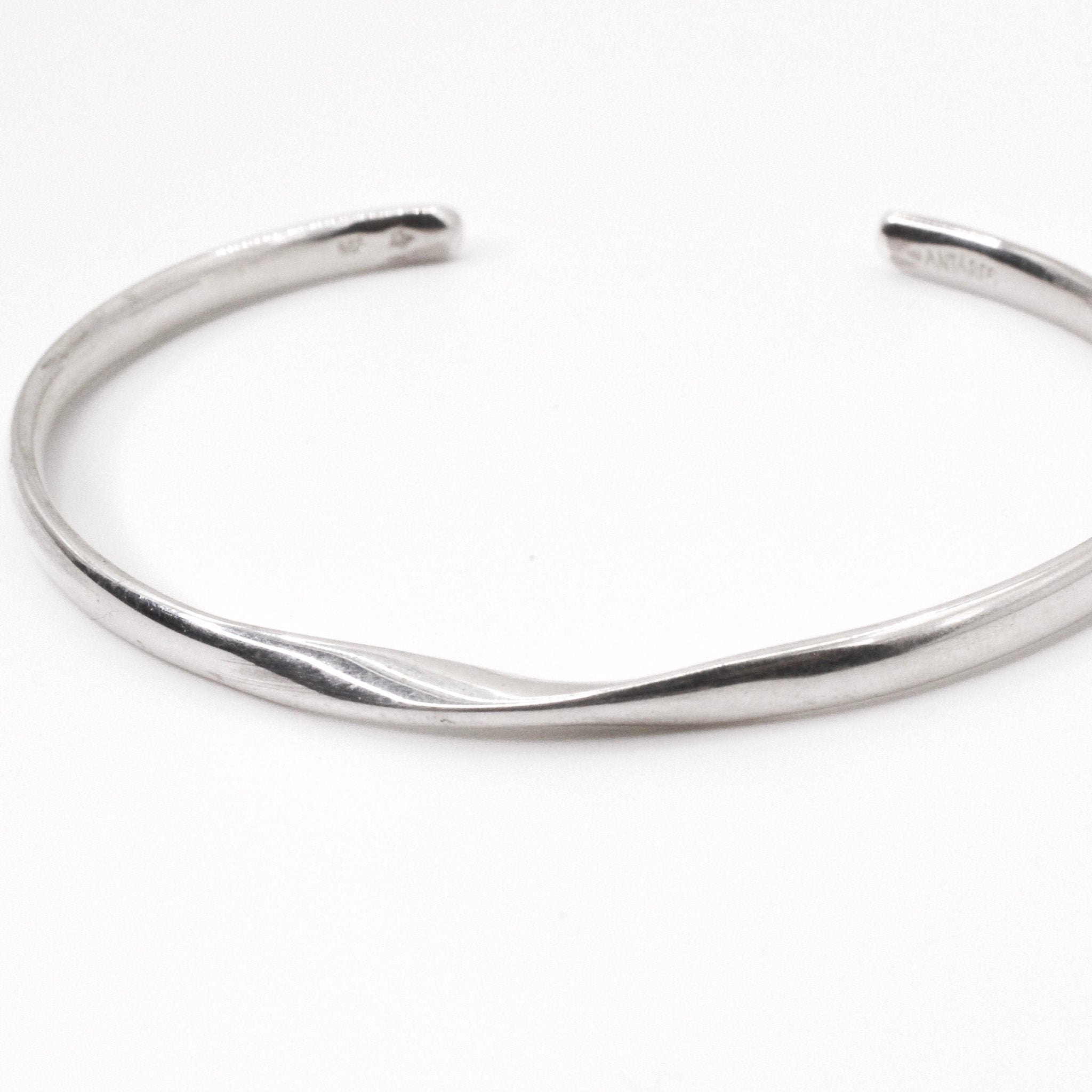 Twist Cuff - ANTARES - Cuff