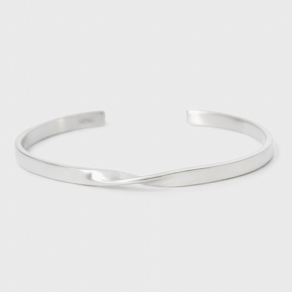 Twisted Edge Cuff - ANTARES - Cuff